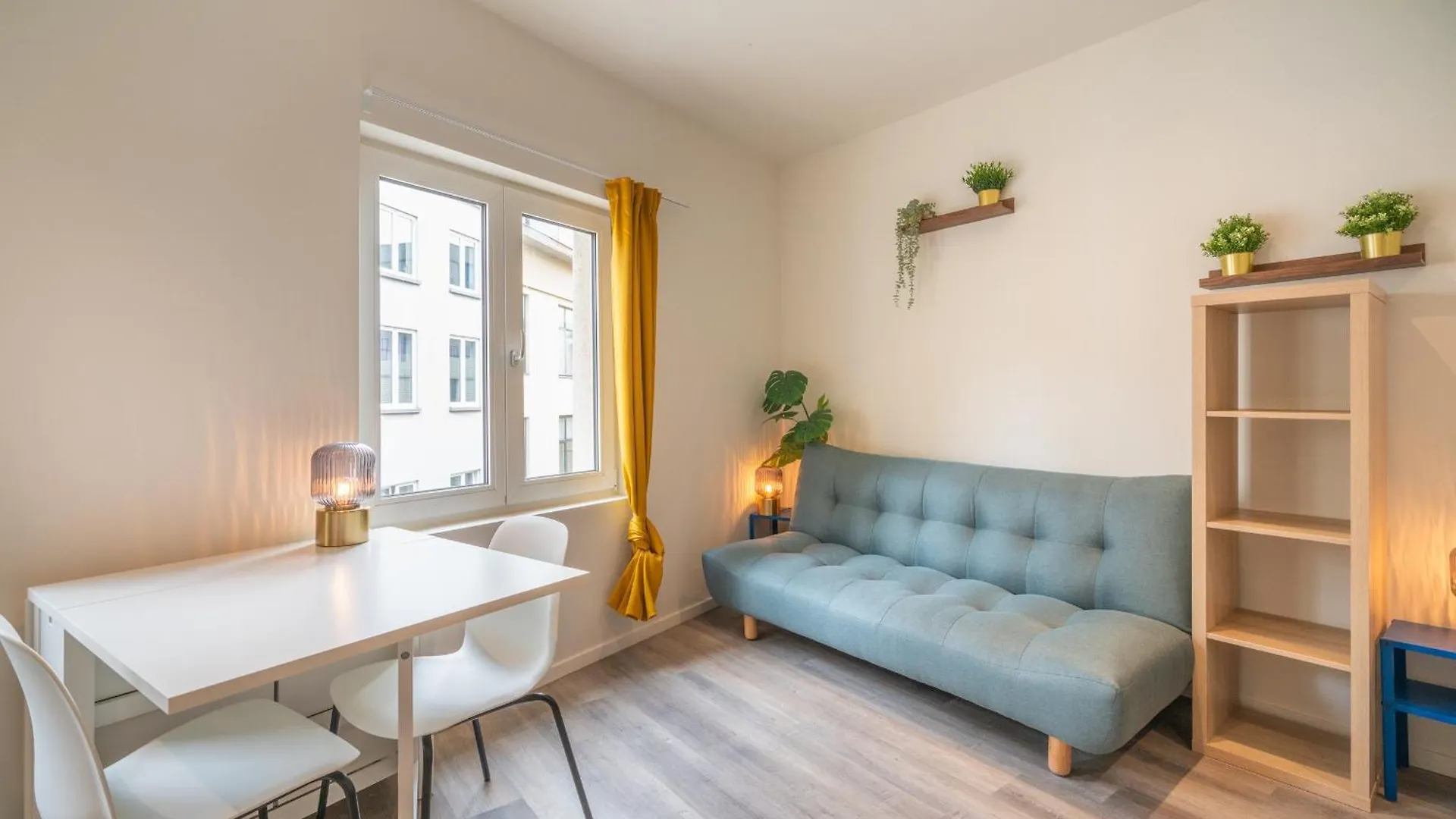 Cozy Antwerp City Apartments